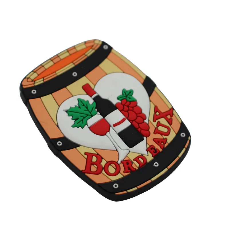Kühlschrankmagnet mit Bordeaux-Motiv – Beispiel für ein Touristensouvenir