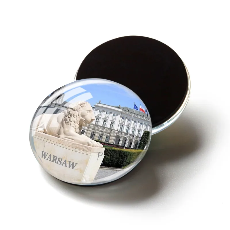 Kühlschrankmagnet mit Warschau-Motiv – Beispiel für ein Touristensouvenir